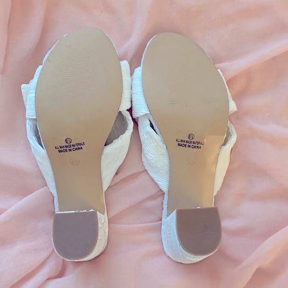 Lulu’s Dorothea Ivory Knotted High Heel Sandals. - Picture 3 of 4